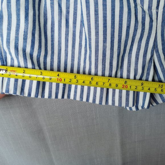 Express navy and white striped shorts NWOT - Picture 9 of 11